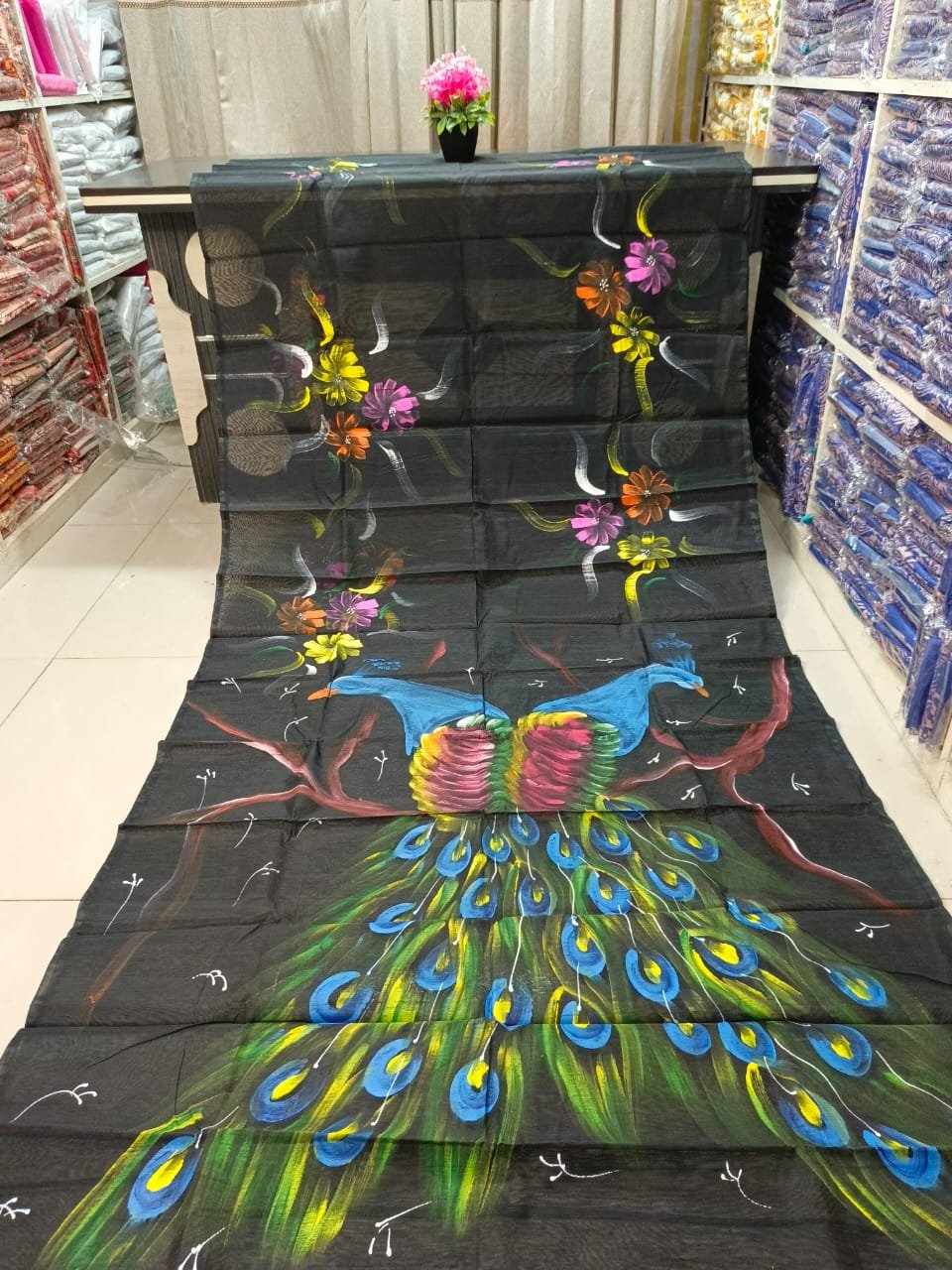 প্রিমিয়াম হাফসিল্ক শাড়ি